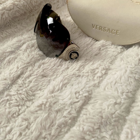 Versace glasses - Picture 2 of 4